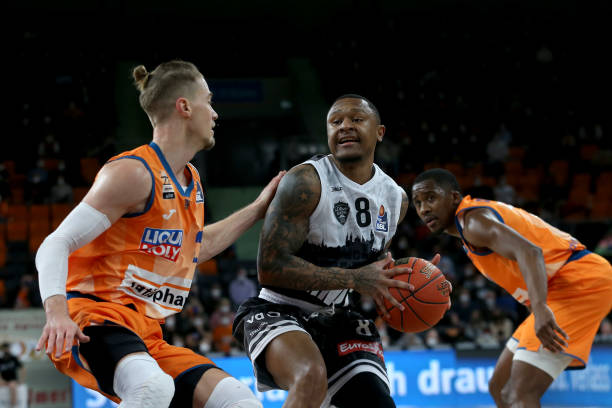 钟南山的坚 钟南山的坚