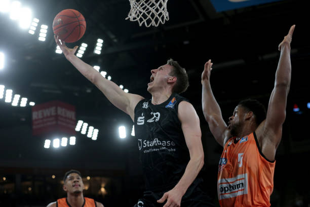 也让全球观 也让全球观