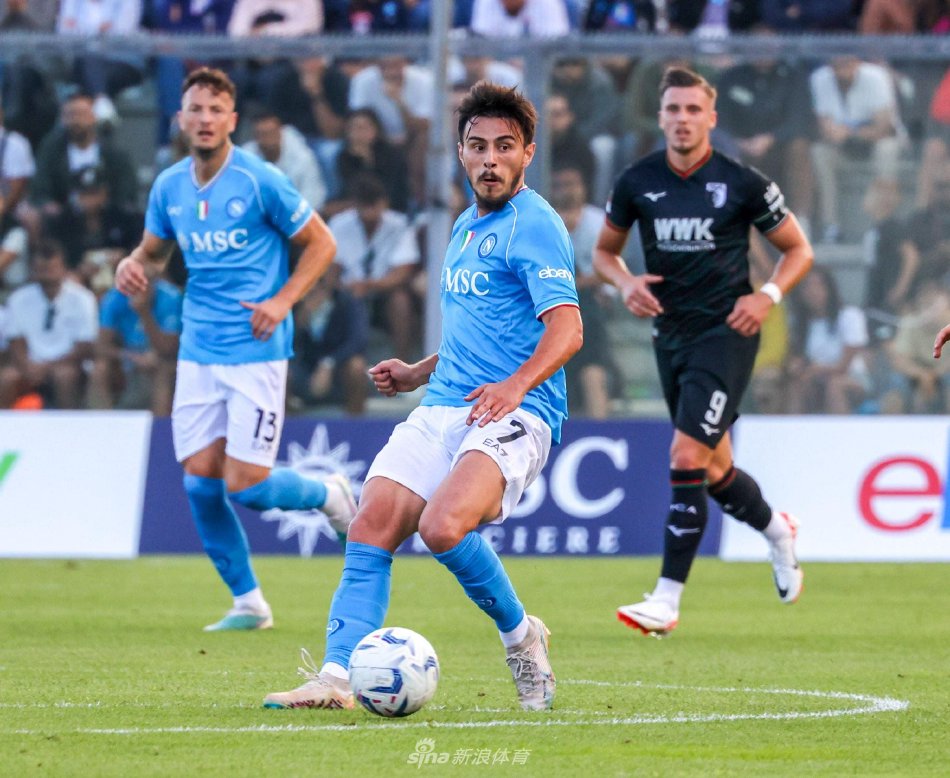 中的角色 中的角色